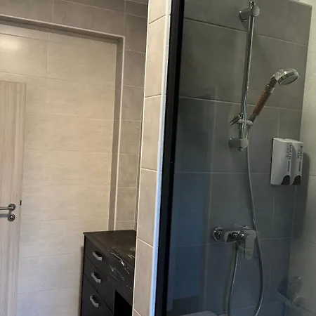 Whiteswan 4*