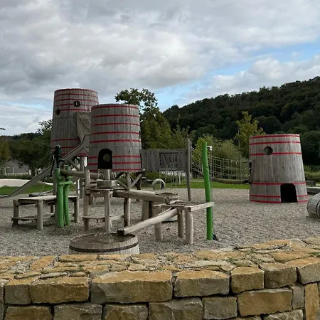Whiteswan Hotel
