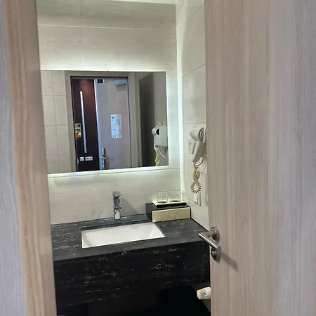 Whiteswan 4* 埃讷安