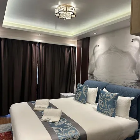 Hotel Whiteswan