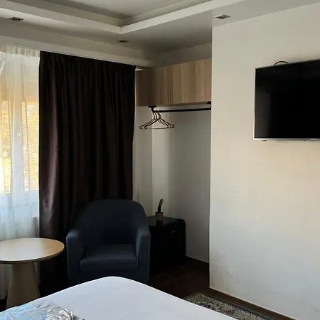 Hotel Whiteswan 4*