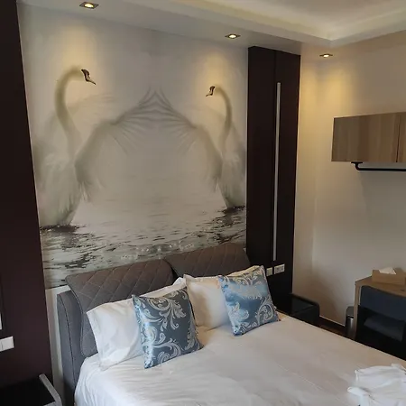 Szálloda Whiteswan 4*