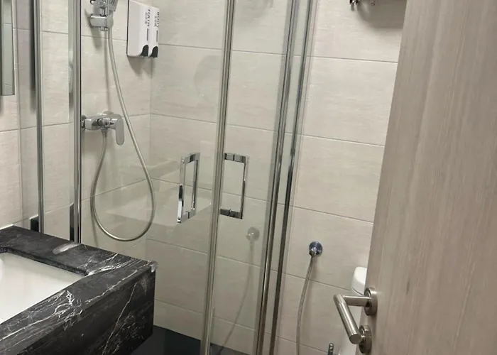 Otel Whiteswan Ihnen