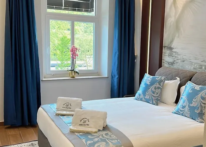 Whiteswan Hotel Ihnen